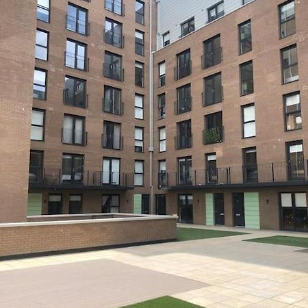 3 Bedroom Apartment Free Parking Manchester Luaran gambar