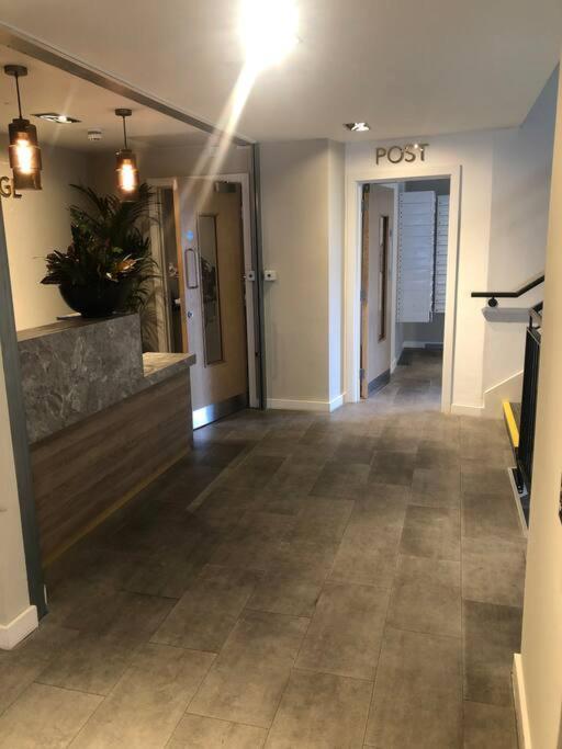 3 Bedroom Apartment Free Parking Manchester Luaran gambar
